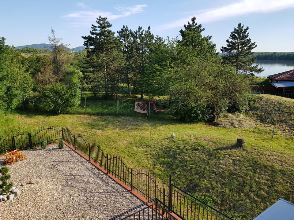 Apartmán ANNA s vinným sklepem Pouzdřany Apartment in South Moravian Region