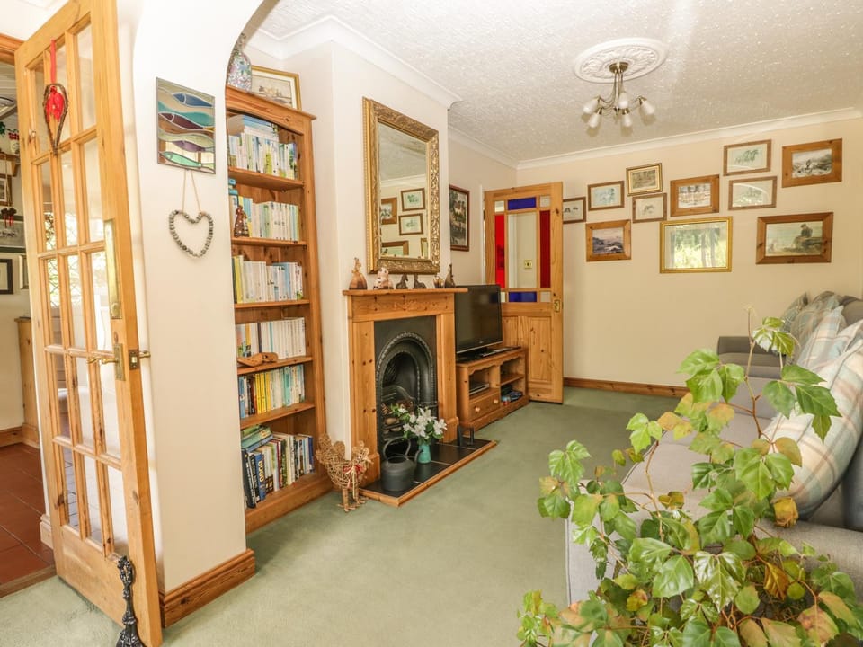 Woolly Welcome House in England