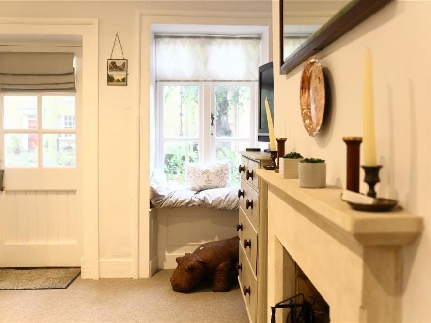 Hare House House in Chipping Norton