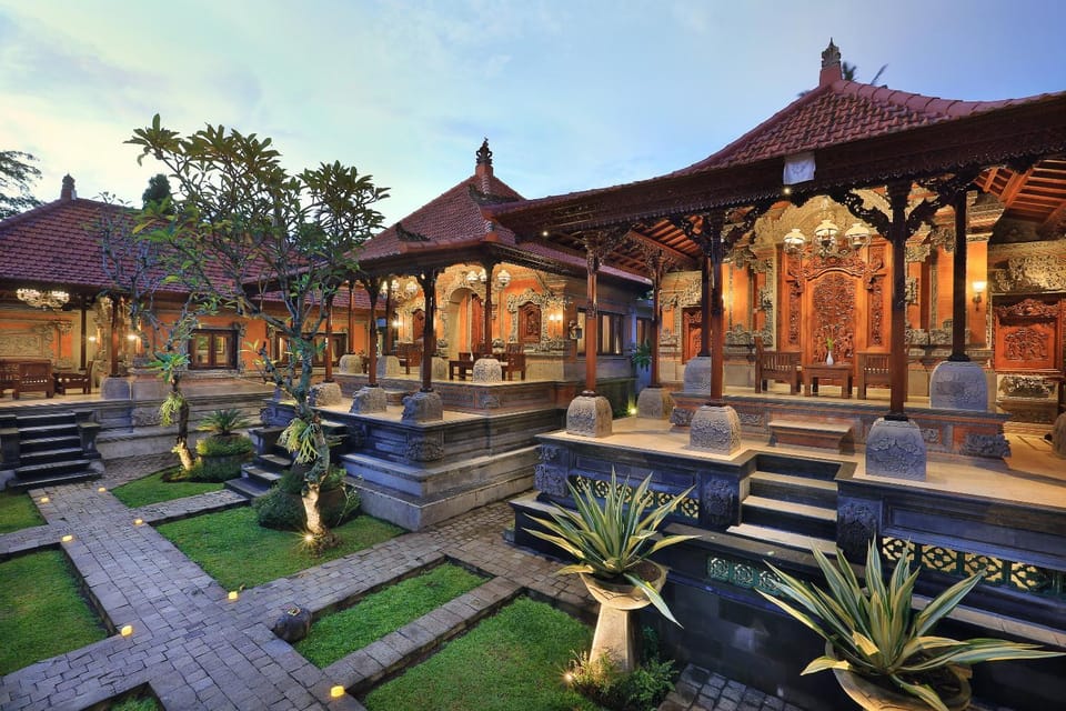 Property building, Spring, Day, Winter, Summer, Garden, Garden, Balcony/Terrace, Balcony/Terrace, Living room, Other, Other, Photo of the whole room, Decorative detail, Decorative detail, Seating area, Floor plan, Dining area, Autumn, On site, Garden view, Garden view, Area and facilities, Area and facilities, Seasons, Time of day, Sunset