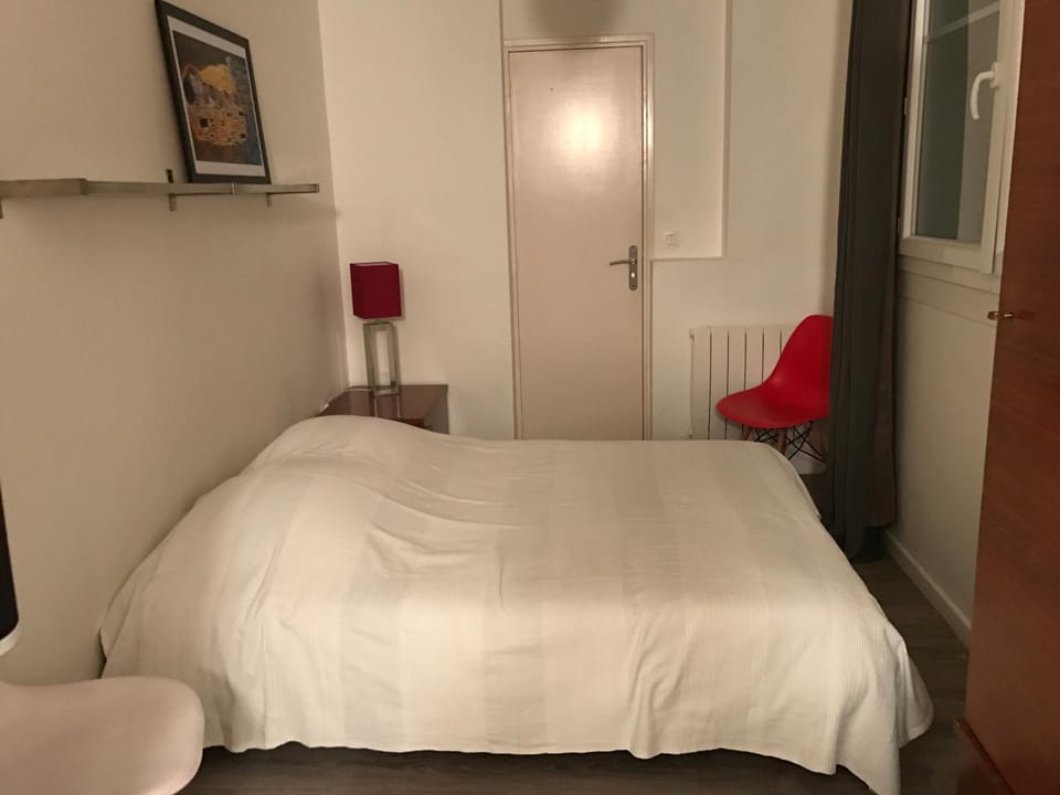 Notre Dame de Lorette 75009 Paris Apartment in Paris