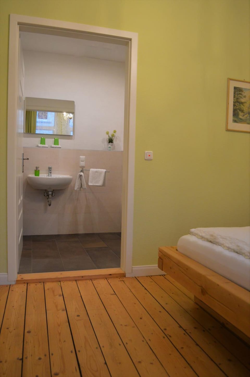 Bed, Bathroom, Bedroom
