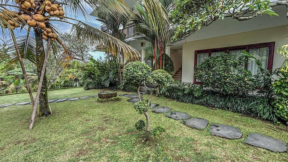 Spring, Day, Natural landscape, Garden, View (from property/room), View (from property/room), Garden view