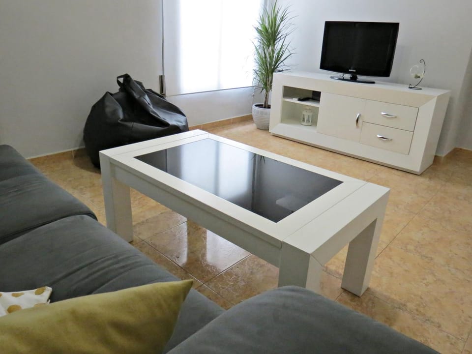 Communal lounge/ TV room, Lounge or bar
