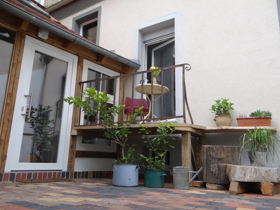 Patio, Balcony/Terrace