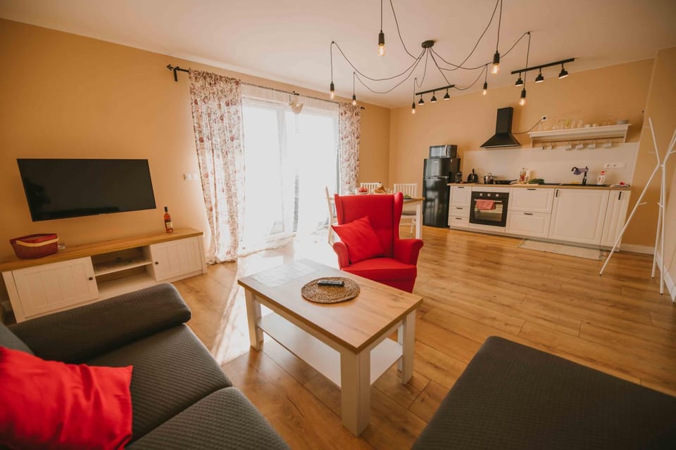 Communal lounge/ TV room, Kitchen or kitchenette, Living room, Seating area