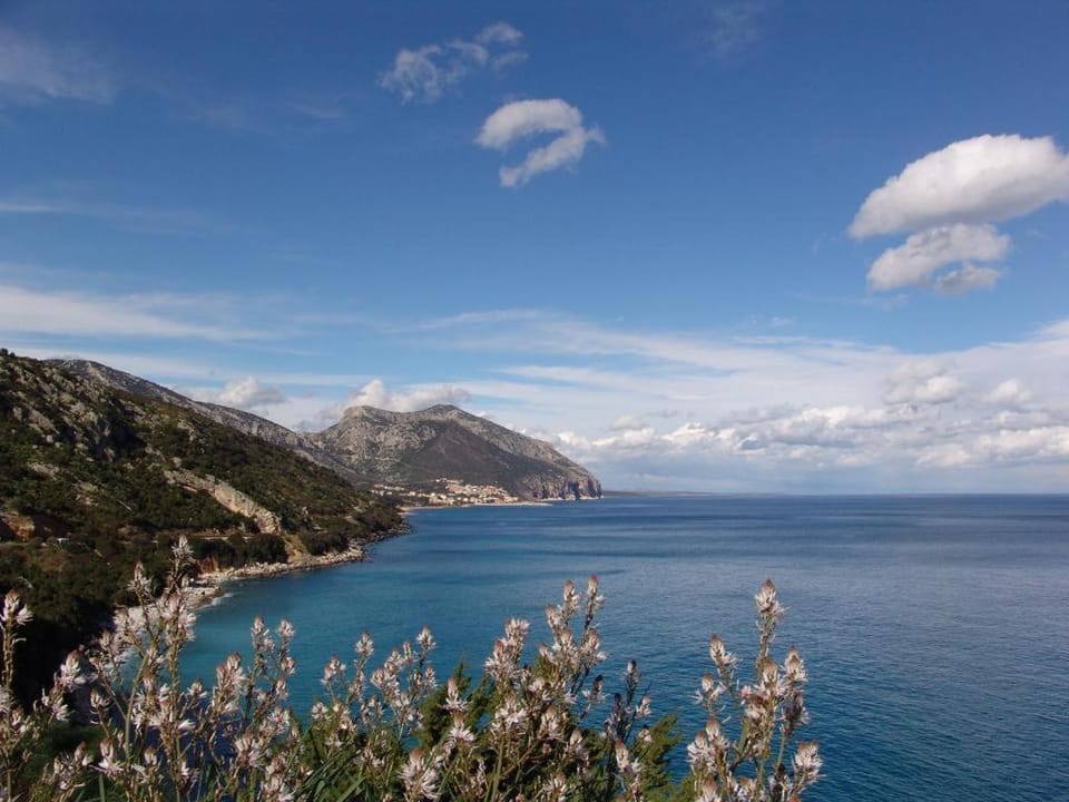 Calagonone villetta con giardino e barbecue Apartment in Cala Gonone