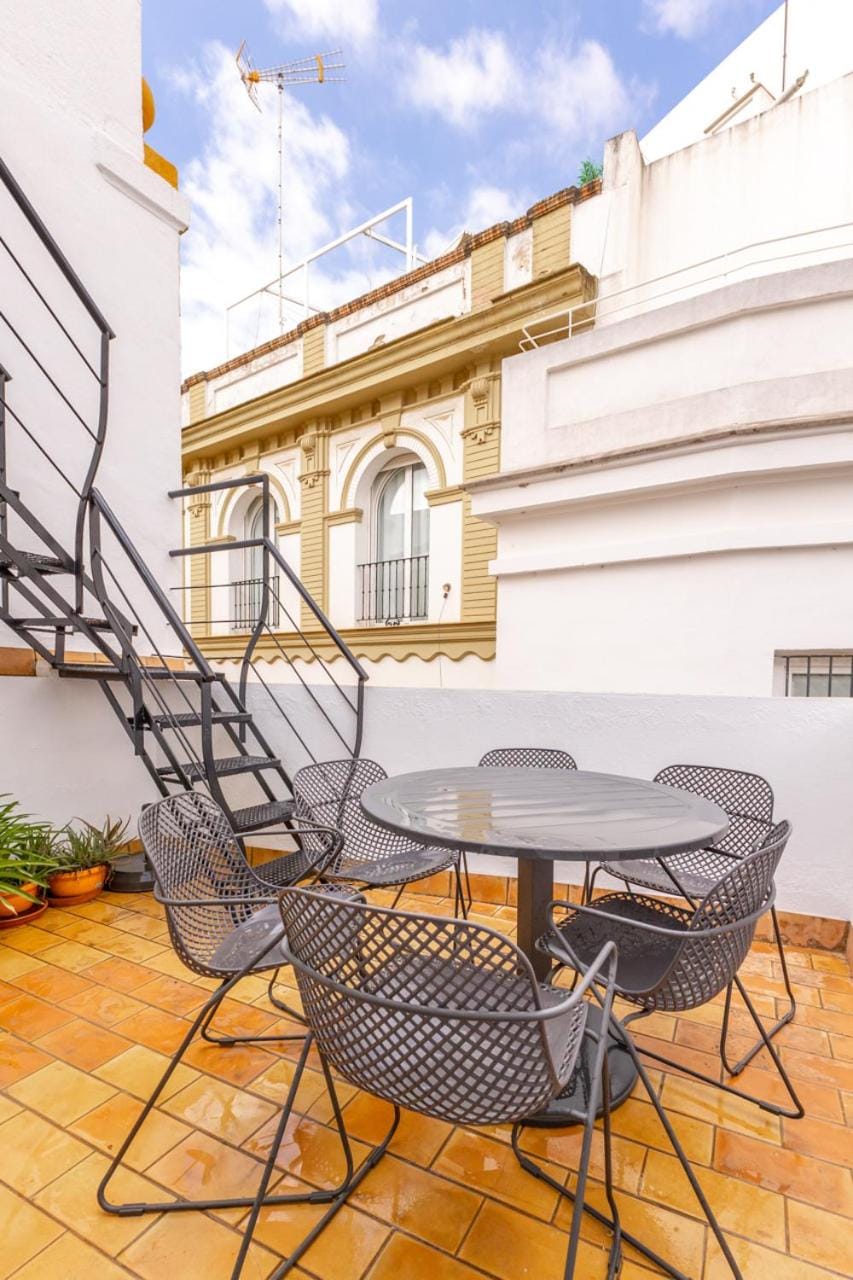 Abades Giralda Deluxe by Valcambre Apartment in Seville