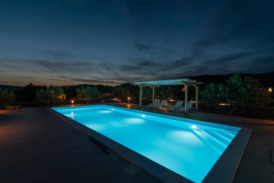 Kamp Marta Luxury tent in Split-Dalmatia County