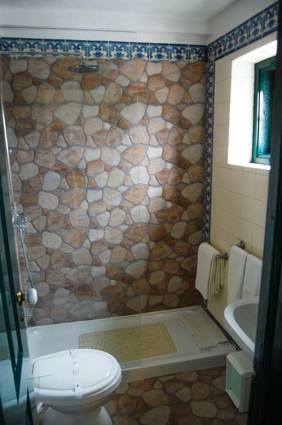 Toilet, Bathroom, Photo of the whole room