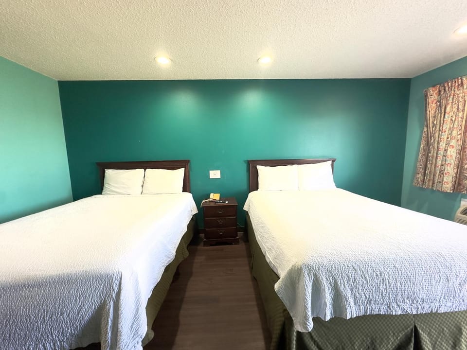 Razorback Inn Motel in Rogers