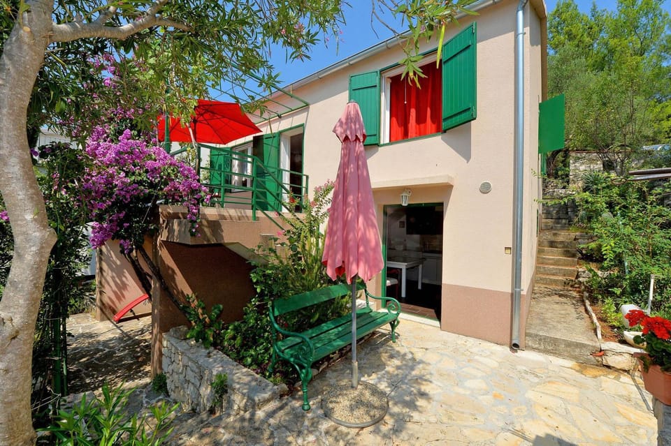 Villa MT Villa in Zadar County