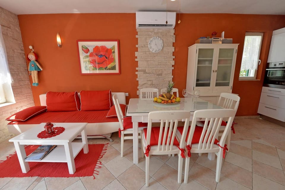 Villa MT Villa in Zadar County