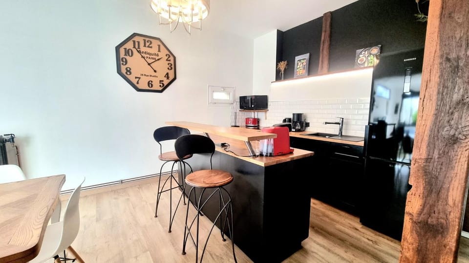 Coffee/tea facilities, Kitchen or kitchenette