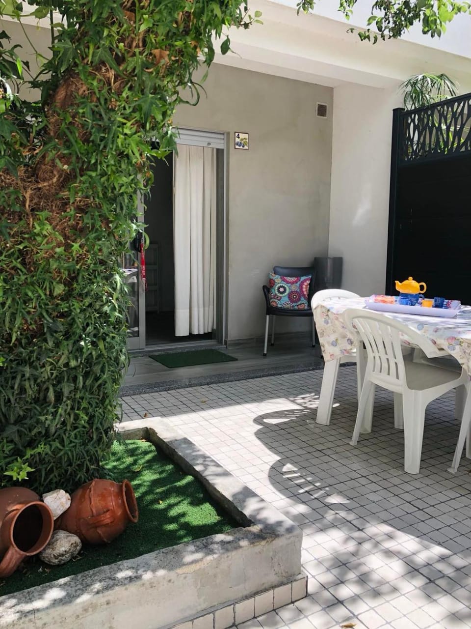 Property building, Patio, Patio, Inner courtyard view