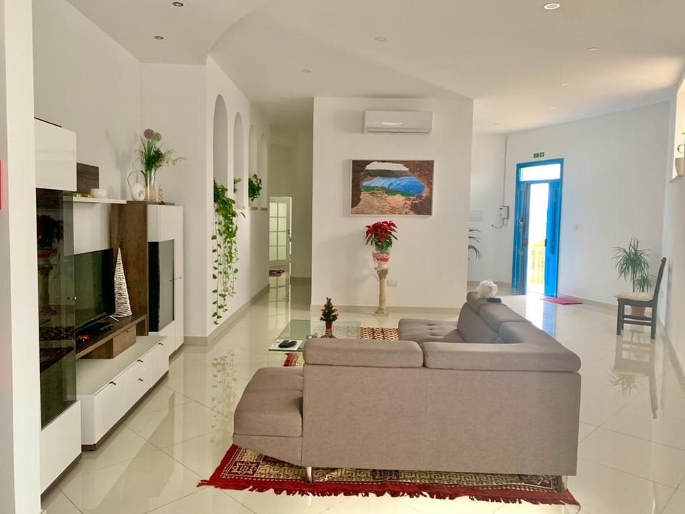 Newly furnished appt in Gozo Apartment in Munxar