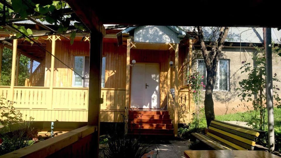 Мзетамзе 59 Bed and Breakfast in Georgia