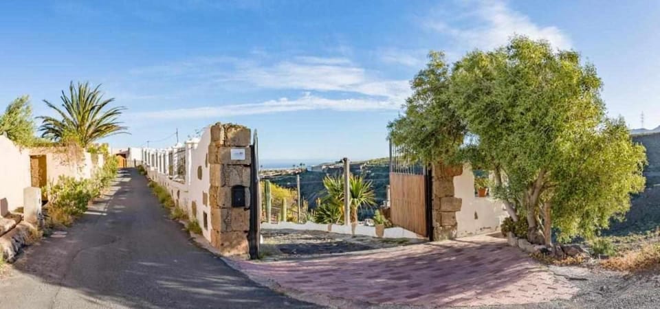 Casa Oronado House in Comarca Sur