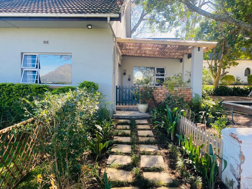 Winelands guest room Apartment in Stellenbosch