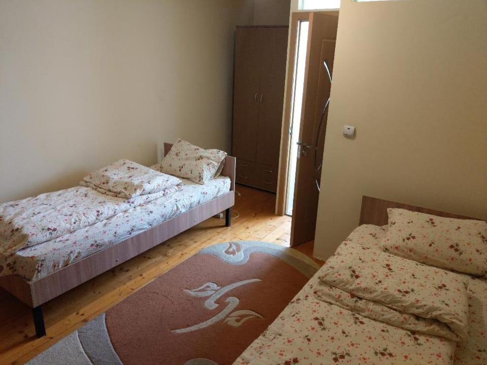 Lary Hostel Hostel in Romania