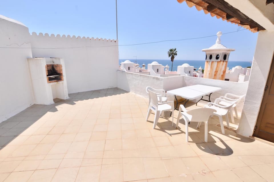 BBQ facilities, Balcony/Terrace