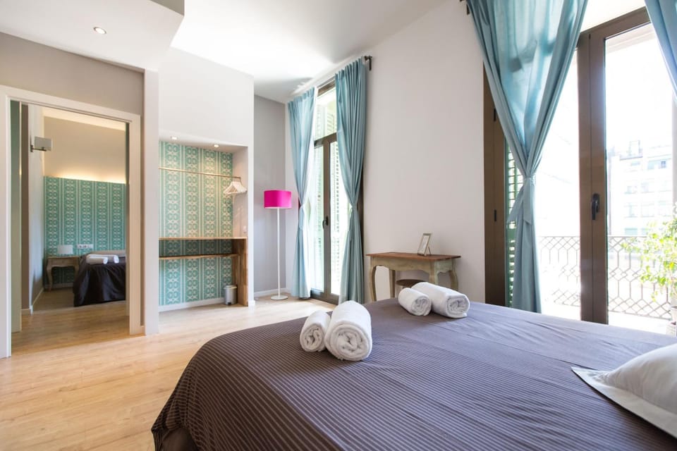 Violeta Boutique Bed and Breakfast in Barcelona