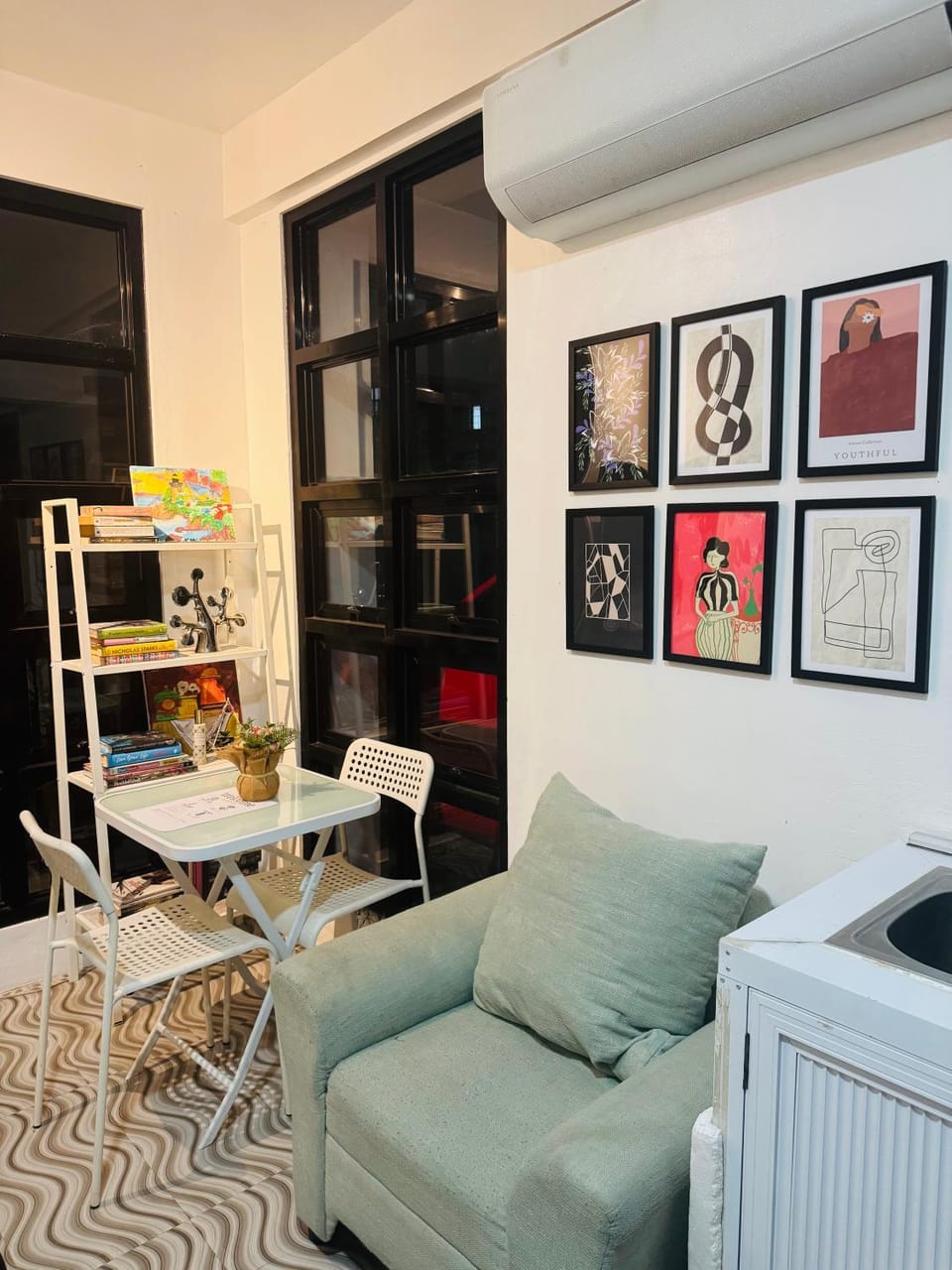 Josephine's Bunker Bed and Breakfast in Bicol