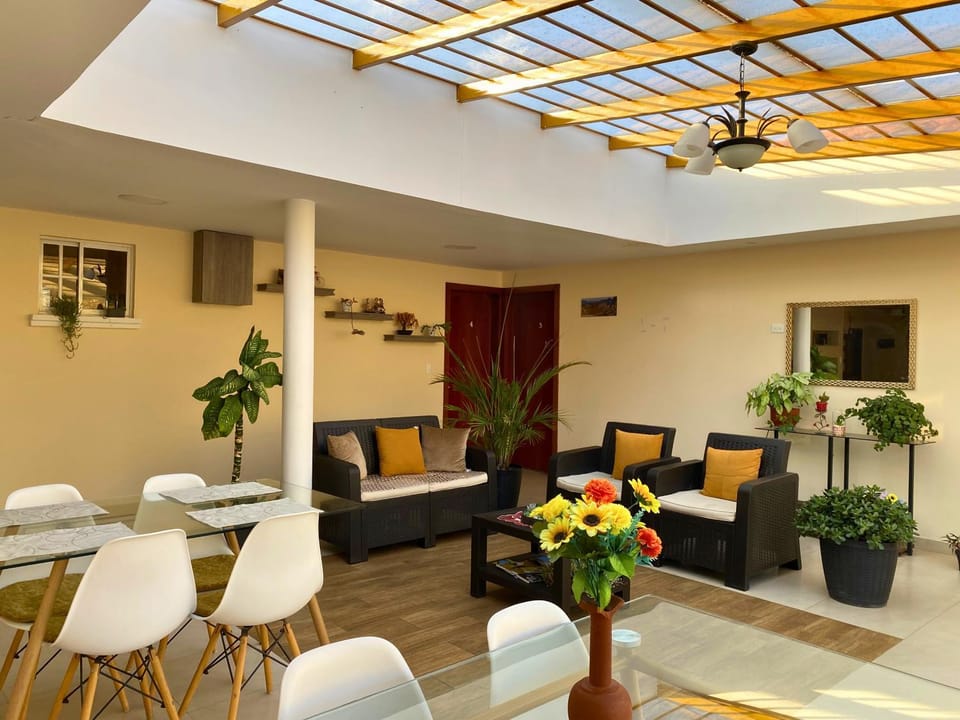 Living room, Dining area, Internal: Not applicable to any particular room