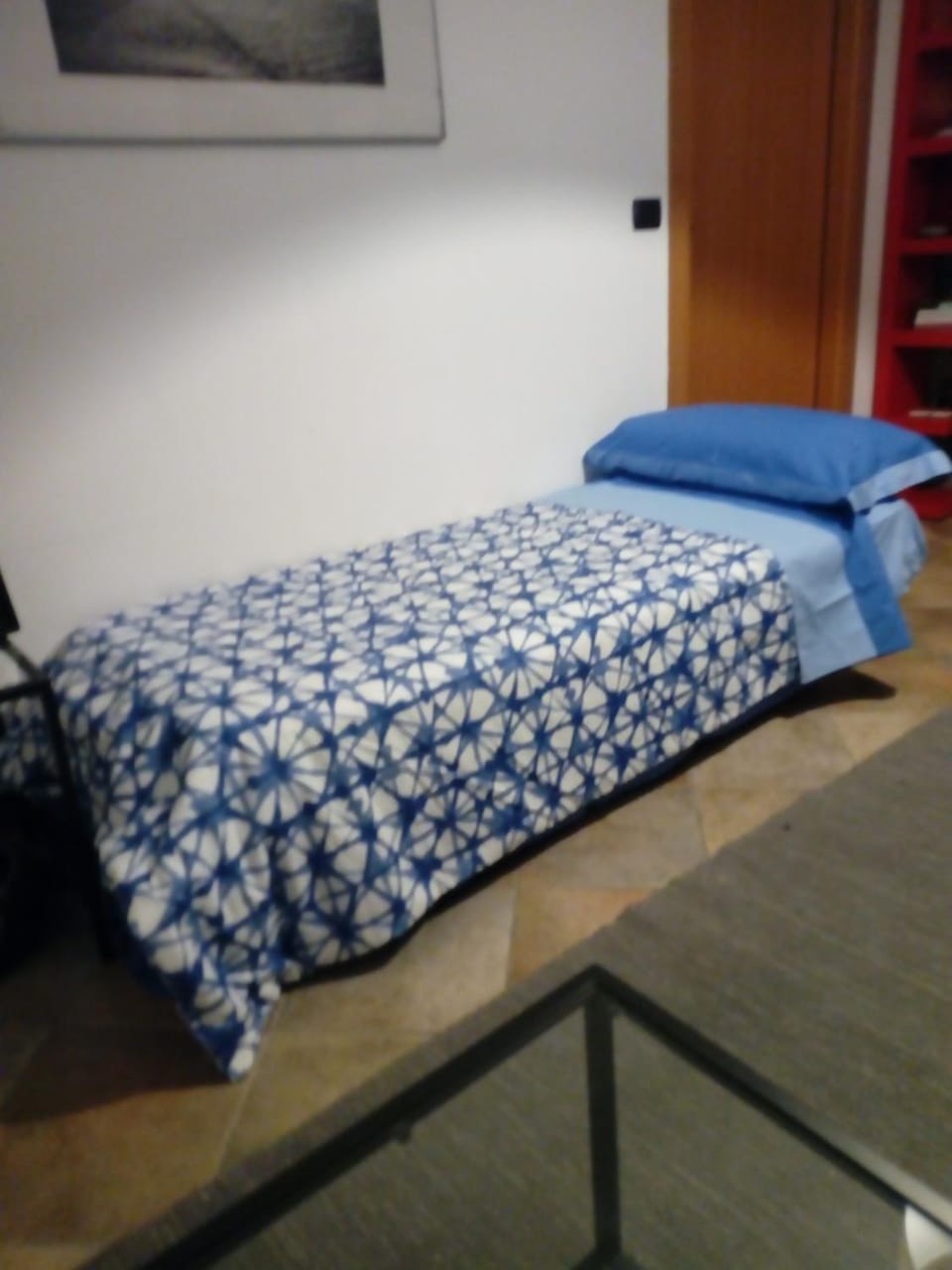 Bed, Photo of the whole room, Facility for disabled guests