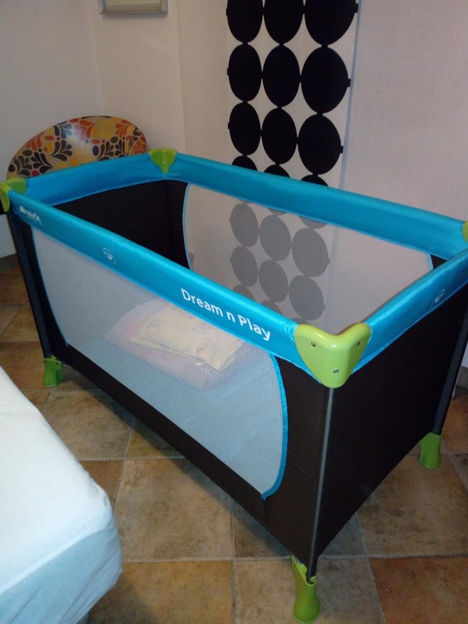 cot