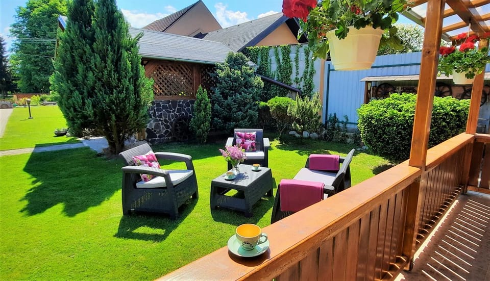 Garden, Garden view