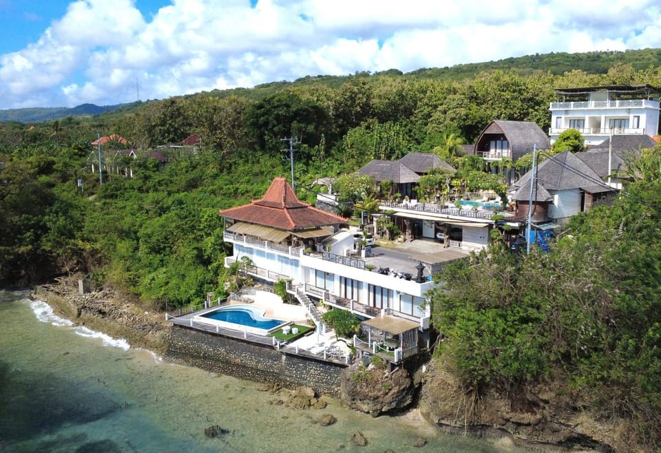 Property building, Restaurant/places to eat, Swimming pool, Breakfast