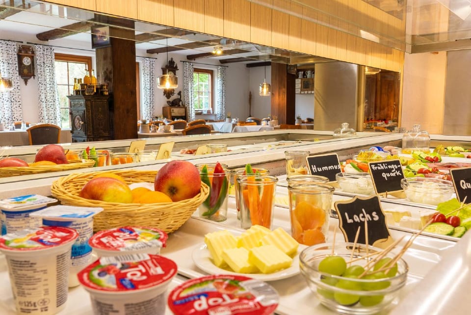 Buffet breakfast