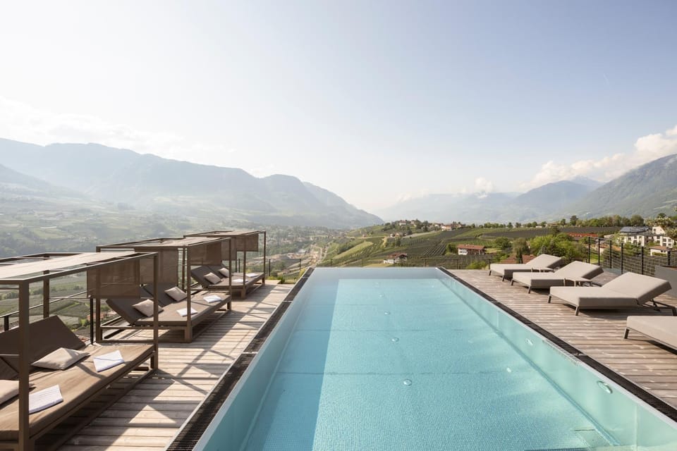 Natural landscape, Hiking, Mountain view, Pool view, Swimming pool, sunbed