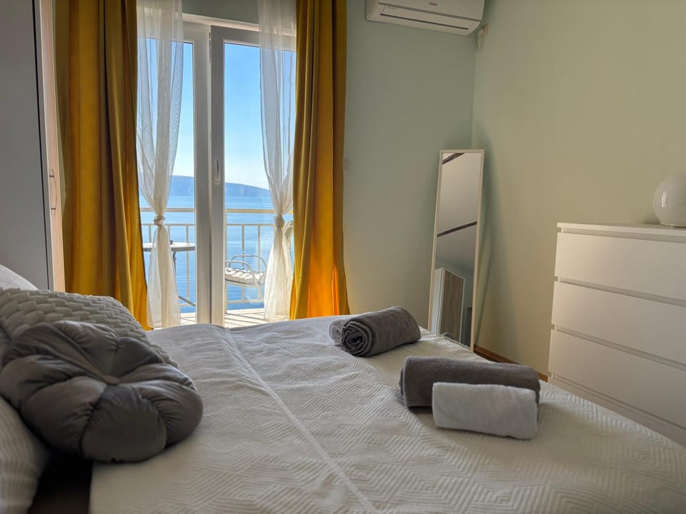 Apartments New Charming Apartment in Lika-Senj County