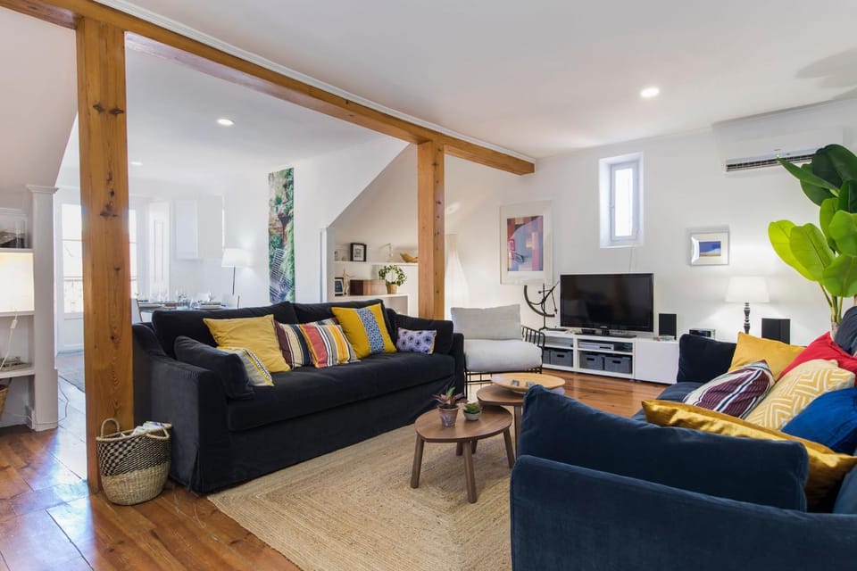 TV and multimedia, Living room, Seating area