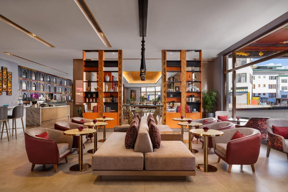 Restaurant/places to eat, Food and drinks