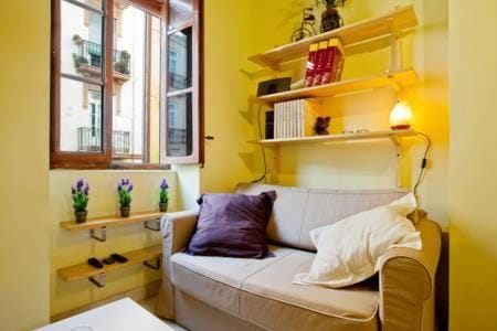 Bed, Living room
