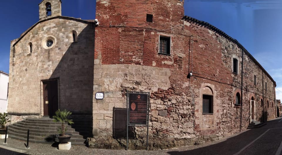 Monastero Santa Chiara CpF Bed and Breakfast in Oristano