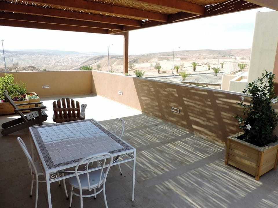 Natural landscape, Balcony/Terrace