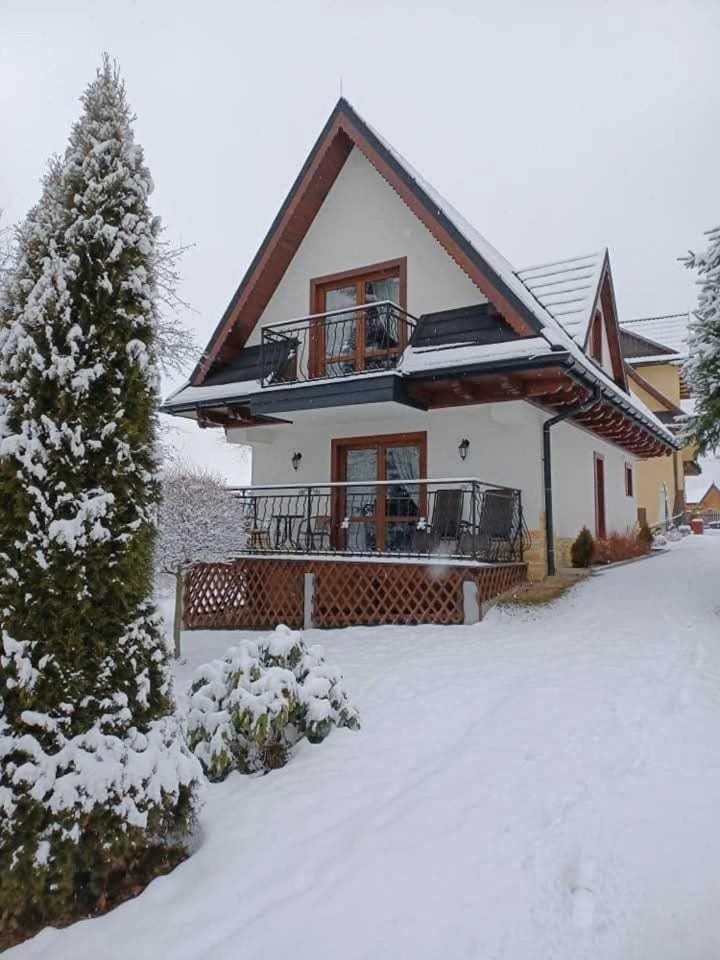 Chatka u Stanka z bilardem, sauną, balią Apartment in Lesser Poland Voivodeship