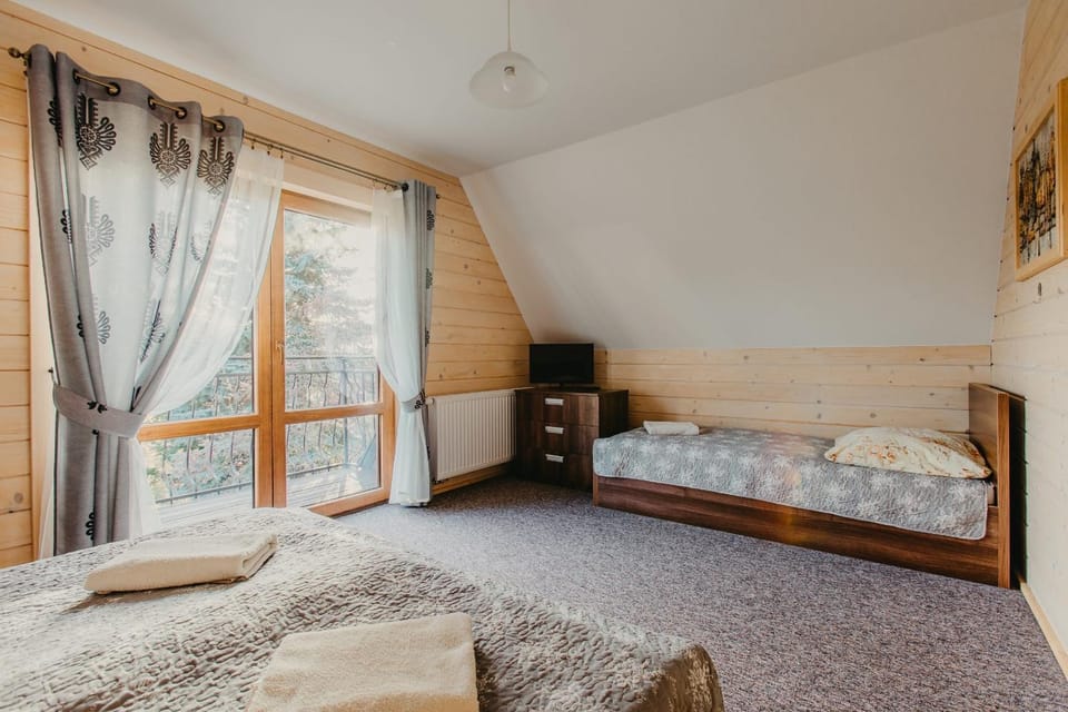Chatka u Stanka z bilardem, sauną, balią Apartment in Lesser Poland Voivodeship