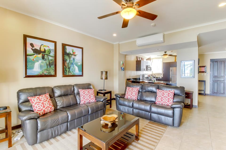 The Palms 301 Apartment in Jaco