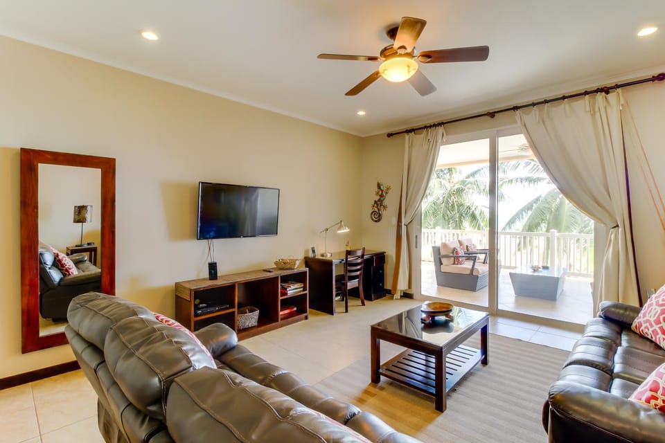 The Palms 301 Apartment in Jaco