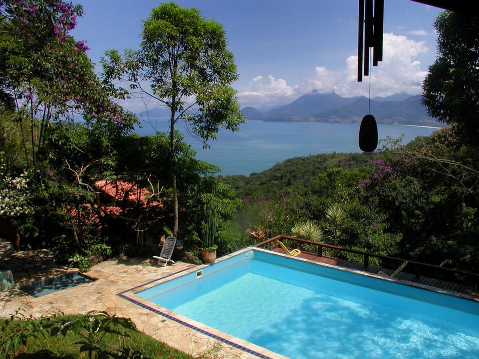 Mountain view, Pool view, Sea view