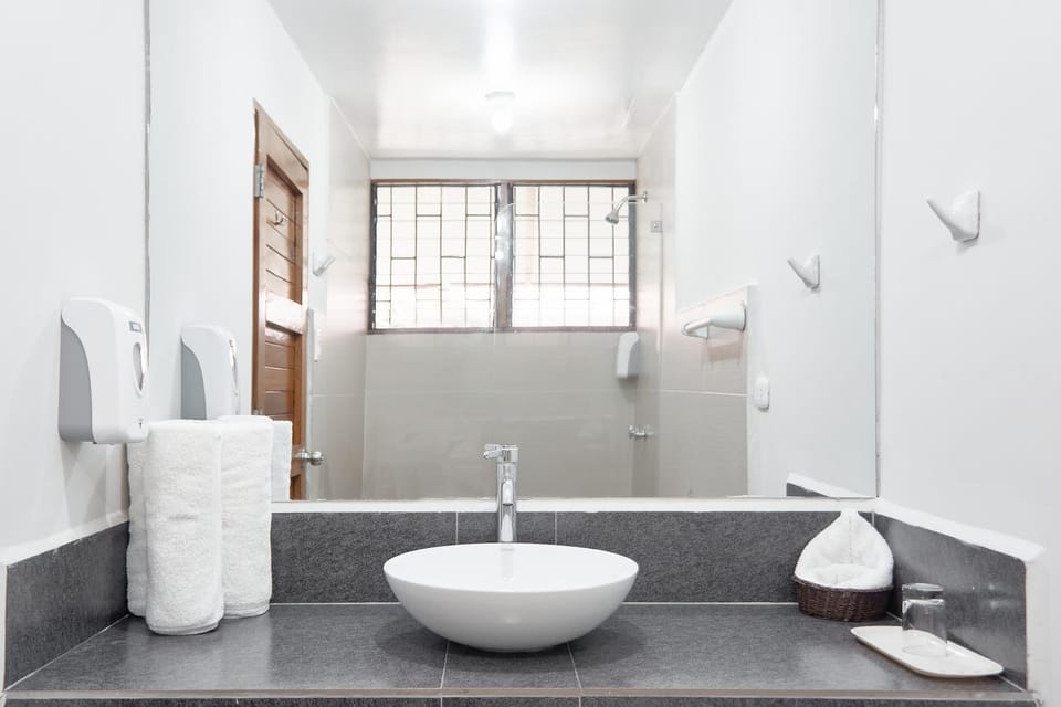 Shower, Bathroom, Bathroom
