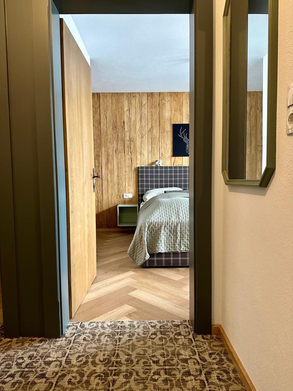 Bed, Photo of the whole room