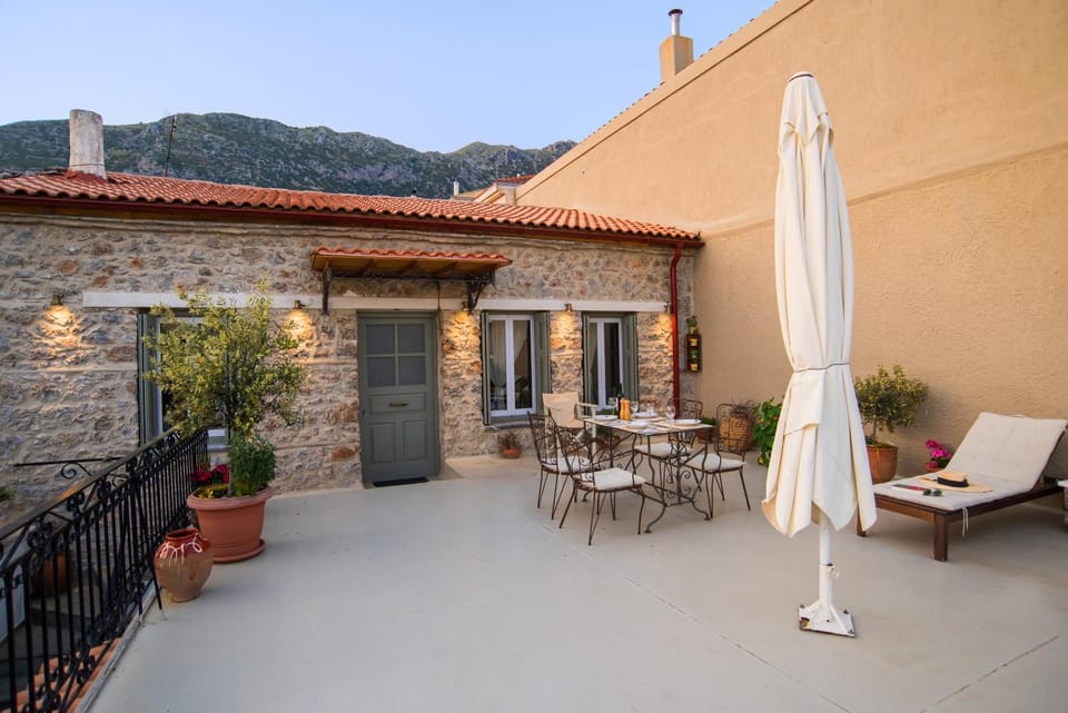 Patio, Balcony/Terrace