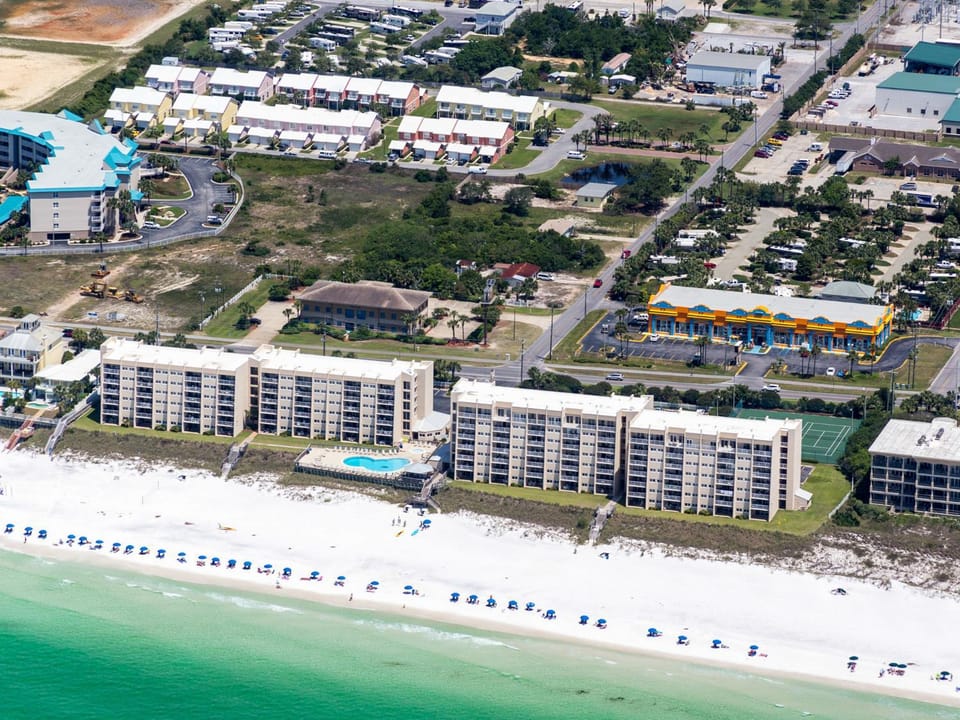Beach House Condominium 202B by Newman-Dailey Apartment in Miramar Beach