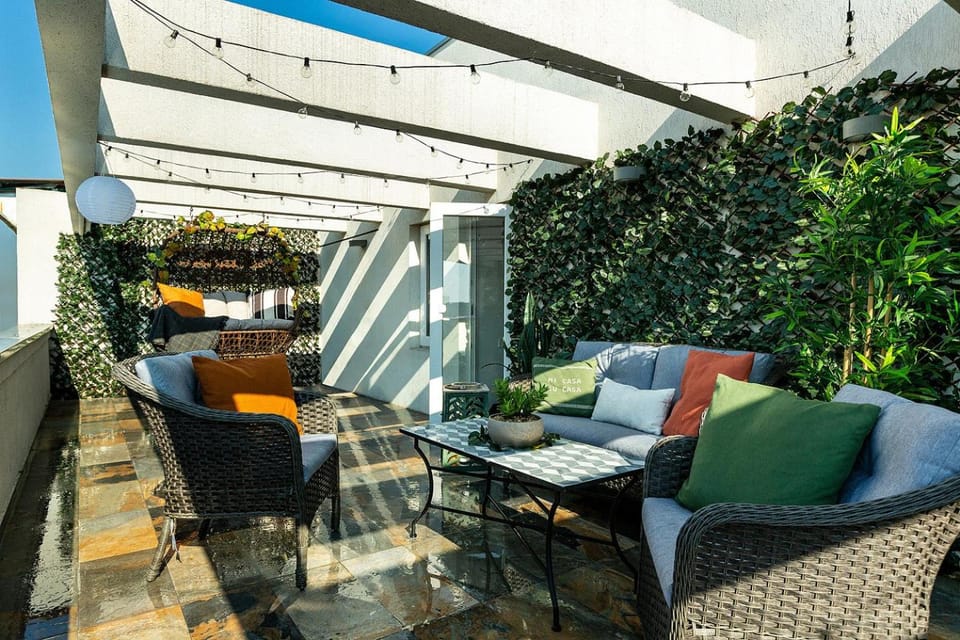 Balcony/Terrace, Balcony/Terrace, On site